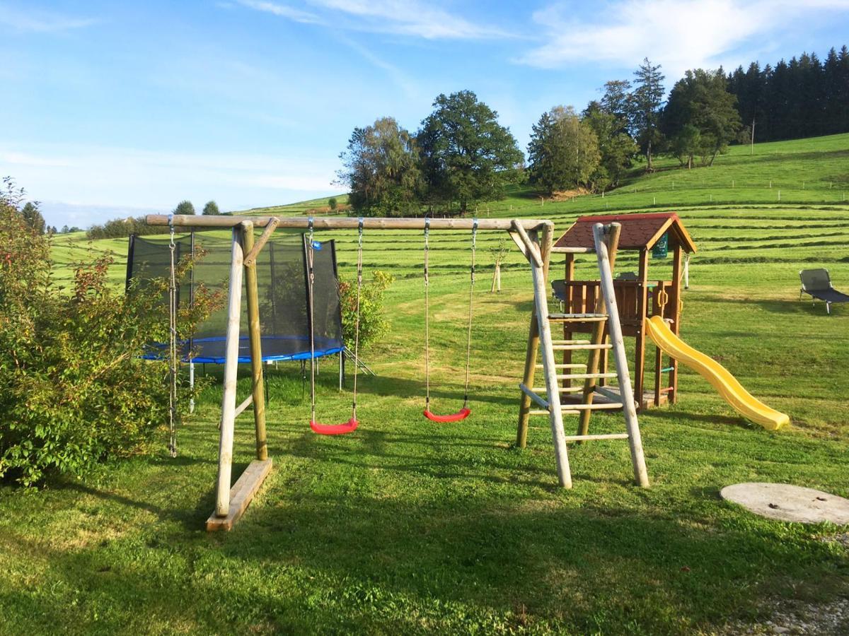 Ferienwohnung Reisach 林登贝格 外观 照片