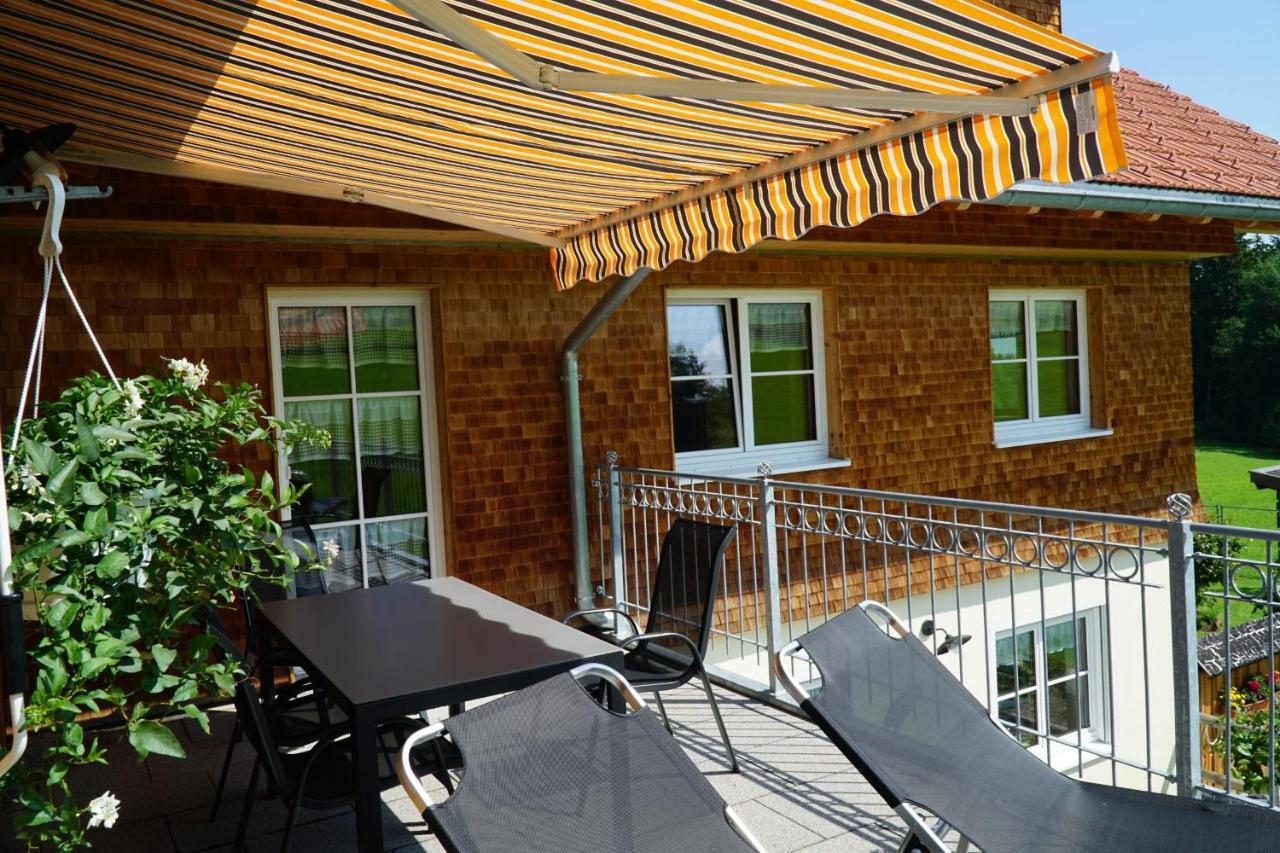 Ferienwohnung Reisach 林登贝格 外观 照片